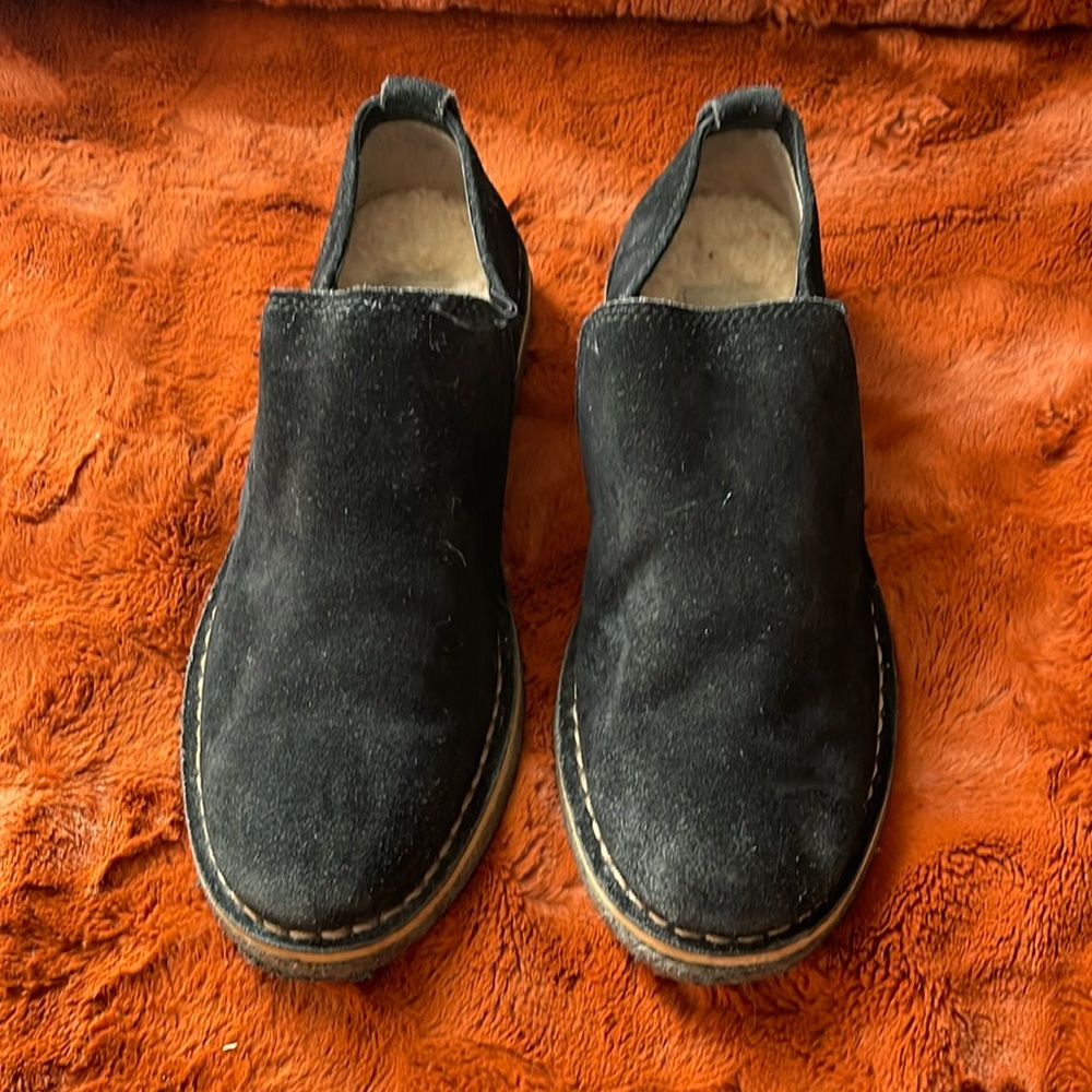 UGG Camellia Suede Slip On